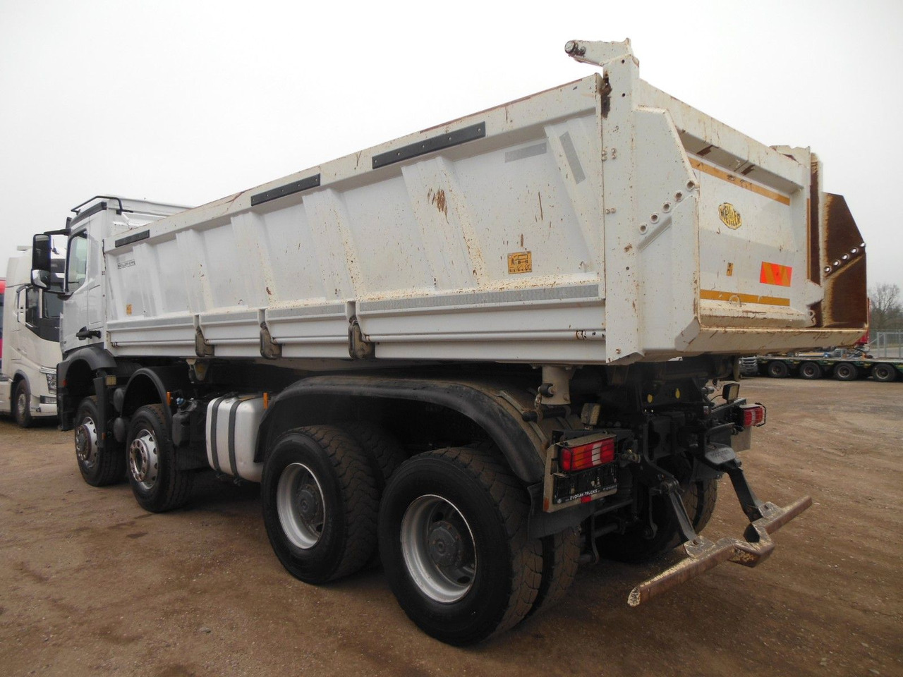 Mercedes-Benz AROCS 4151, 8X6, MEILLER, BORDMATIC, AHK - Kippiauto kuorma-auto: kuva Mercedes-Benz AROCS 4151, 8X6, MEILLER, BORDMATIC, AHK - Kippiauto kuorma-auto Mercedes-Benz AROCS 4151, 8X6, MEILLER, BORDMATIC, AHK - Kippiauto kuorma-auto: kuva Mercedes-Benz AROCS 4151, 8X6, MEILLER, BORDMATIC, AHK - Kippiauto kuorma-auto