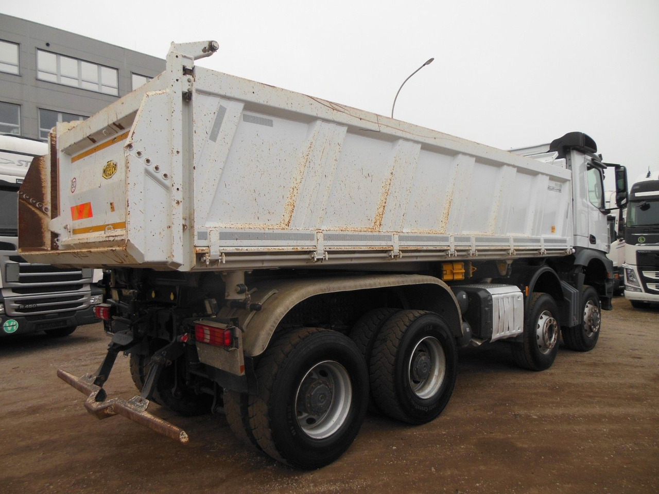 Mercedes-Benz AROCS 4151, 8X6, MEILLER, BORDMATIC, AHK - Kippiauto kuorma-auto: kuva Mercedes-Benz AROCS 4151, 8X6, MEILLER, BORDMATIC, AHK - Kippiauto kuorma-auto Mercedes-Benz AROCS 4151, 8X6, MEILLER, BORDMATIC, AHK - Kippiauto kuorma-auto: kuva Mercedes-Benz AROCS 4151, 8X6, MEILLER, BORDMATIC, AHK - Kippiauto kuorma-auto