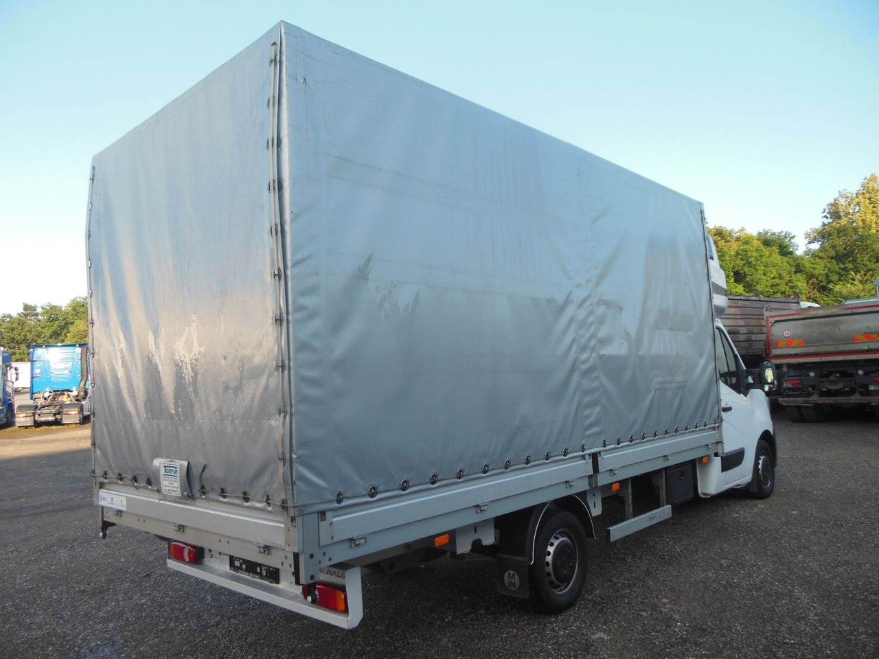 Renault MASTER 2.3 DCI, 10 PALETTEN, LUFT FEDERUNG - Pressukapelli tavara-auto: kuva Renault MASTER 2.3 DCI, 10 PALETTEN, LUFT FEDERUNG - Pressukapelli tavara-auto Renault MASTER 2.3 DCI, 10 PALETTEN, LUFT FEDERUNG - Pressukapelli tavara-auto: kuva Renault MASTER 2.3 DCI, 10 PALETTEN, LUFT FEDERUNG - Pressukapelli tavara-auto