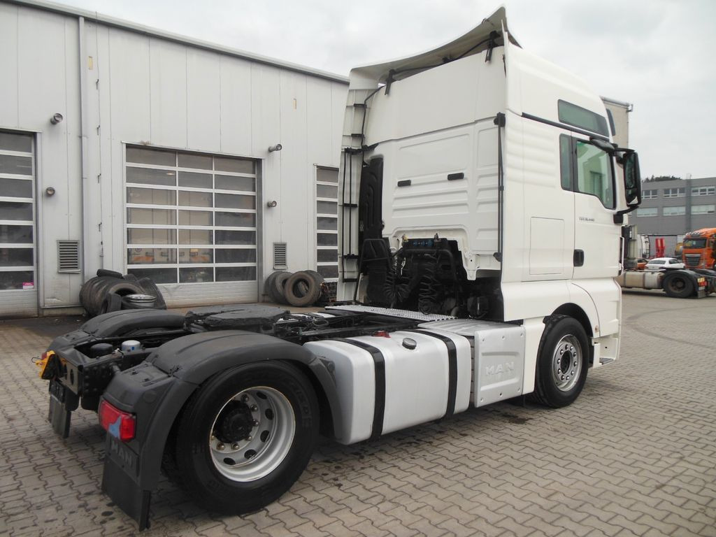 MAN TGX 18.440 BLS, INTARDER, AUTOMATIC, EURO 6 - Vetopöytäauto: kuva MAN TGX 18.440 BLS, INTARDER, AUTOMATIC, EURO 6 - Vetopöytäauto MAN TGX 18.440 BLS, INTARDER, AUTOMATIC, EURO 6 - Vetopöytäauto: kuva MAN TGX 18.440 BLS, INTARDER, AUTOMATIC, EURO 6 - Vetopöytäauto