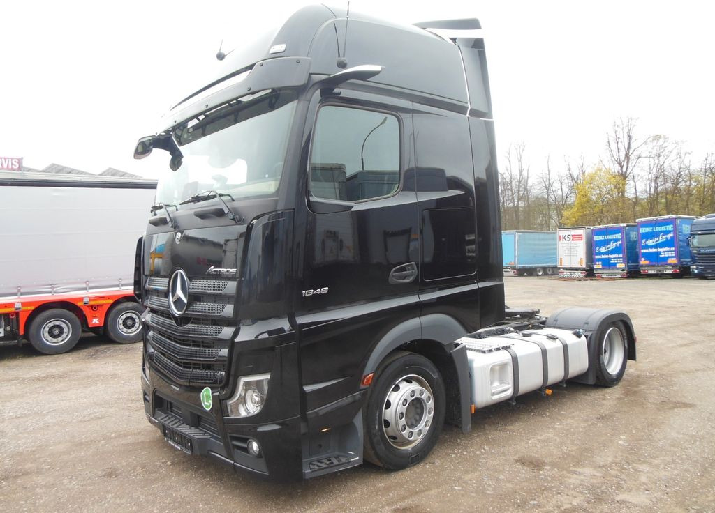 Mercedes-Benz 1848 ACTROS, LOWDECK, GIGA SPACE, STANDKLIMA - Vetopöytäauto: kuva Mercedes-Benz 1848 ACTROS, LOWDECK, GIGA SPACE, STANDKLIMA - Vetopöytäauto Mercedes-Benz 1848 ACTROS, LOWDECK, GIGA SPACE, STANDKLIMA - Vetopöytäauto: kuva Mercedes-Benz 1848 ACTROS, LOWDECK, GIGA SPACE, STANDKLIMA - Vetopöytäauto