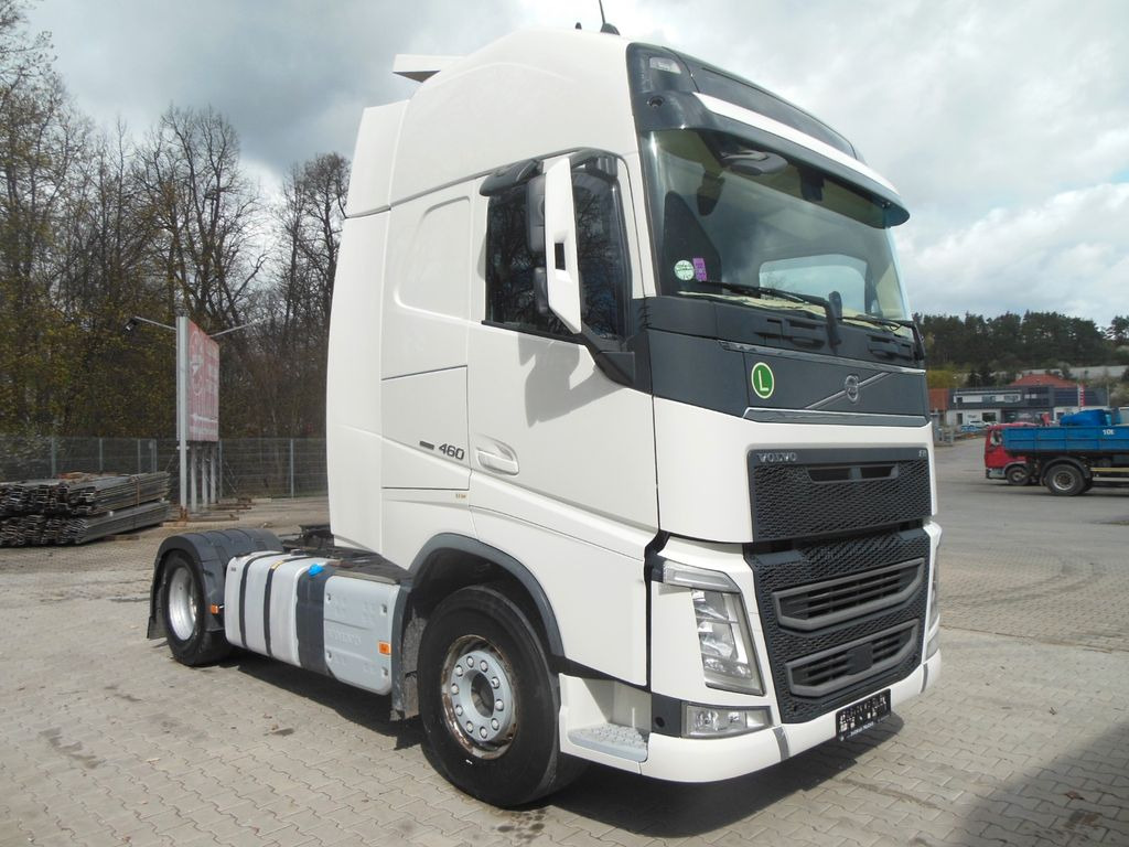 Volvo FH 13/460, GLOBE XL - Vetopöytäauto: kuva Volvo FH 13/460, GLOBE XL - Vetopöytäauto Volvo FH 13/460, GLOBE XL - Vetopöytäauto: kuva Volvo FH 13/460, GLOBE XL - Vetopöytäauto