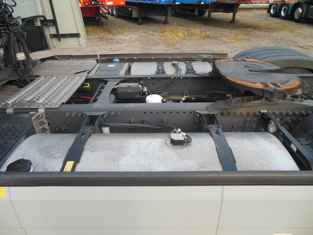 Volvo FH 13/460 TURBO COMPOUND,I-SAVE,I-PARK COOL,TOP - Vetopöytäauto: kuva Volvo FH 13/460 TURBO COMPOUND,I-SAVE,I-PARK COOL,TOP - Vetopöytäauto Volvo FH 13/460 TURBO COMPOUND,I-SAVE,I-PARK COOL,TOP - Vetopöytäauto: kuva Volvo FH 13/460 TURBO COMPOUND,I-SAVE,I-PARK COOL,TOP - Vetopöytäauto