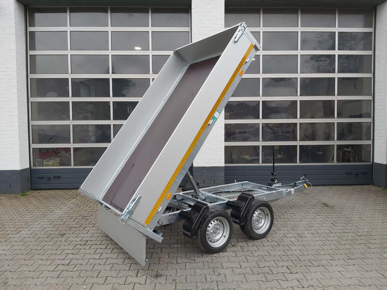 Heck Kipper 260x150x30cm Lfh: 63 cm (S) 750kg Tandem ungebremst Januar Aktion - Kippiauto perävaunu: kuva Heck Kipper 260x150x30cm Lfh: 63 cm (S) 750kg Tandem ungebremst Januar Aktion - Kippiauto perävaunu Heck Kipper 260x150x30cm Lfh: 63 cm (S) 750kg Tandem ungebremst Januar Aktion - Kippiauto perävaunu: kuva Heck Kipper 260x150x30cm Lfh: 63 cm (S) 750kg Tandem ungebremst Januar Aktion - Kippiauto perävaunu