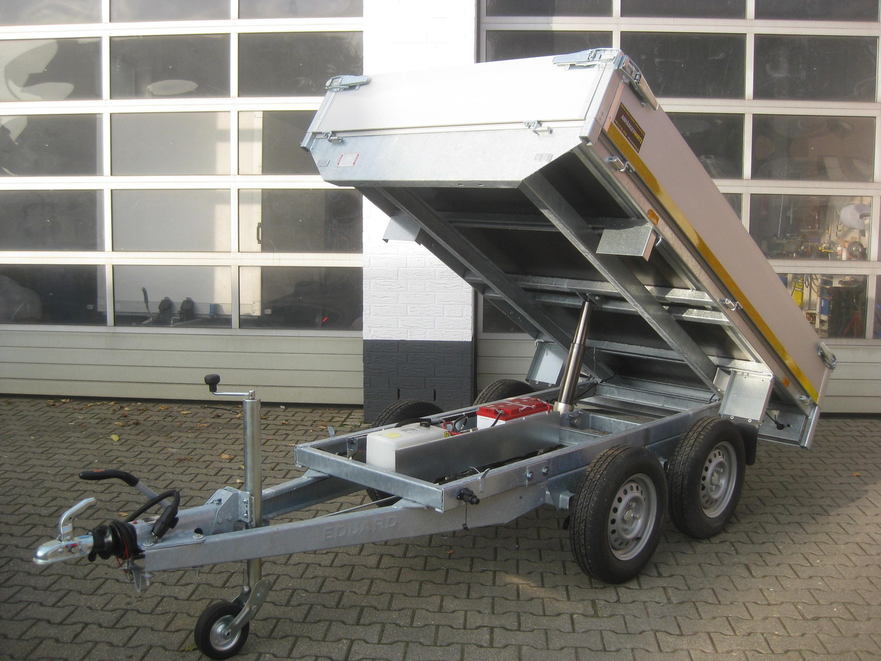 Heck Kipper 260x150x30cm Lfh: 72cm Elektrisch & NHP Funk (S) 2000kg - Kippiauto perävaunu: kuva Heck Kipper 260x150x30cm Lfh: 72cm Elektrisch & NHP Funk (S) 2000kg - Kippiauto perävaunu Heck Kipper 260x150x30cm Lfh: 72cm Elektrisch & NHP Funk (S) 2000kg - Kippiauto perävaunu: kuva Heck Kipper 260x150x30cm Lfh: 72cm Elektrisch & NHP Funk (S) 2000kg - Kippiauto perävaunu