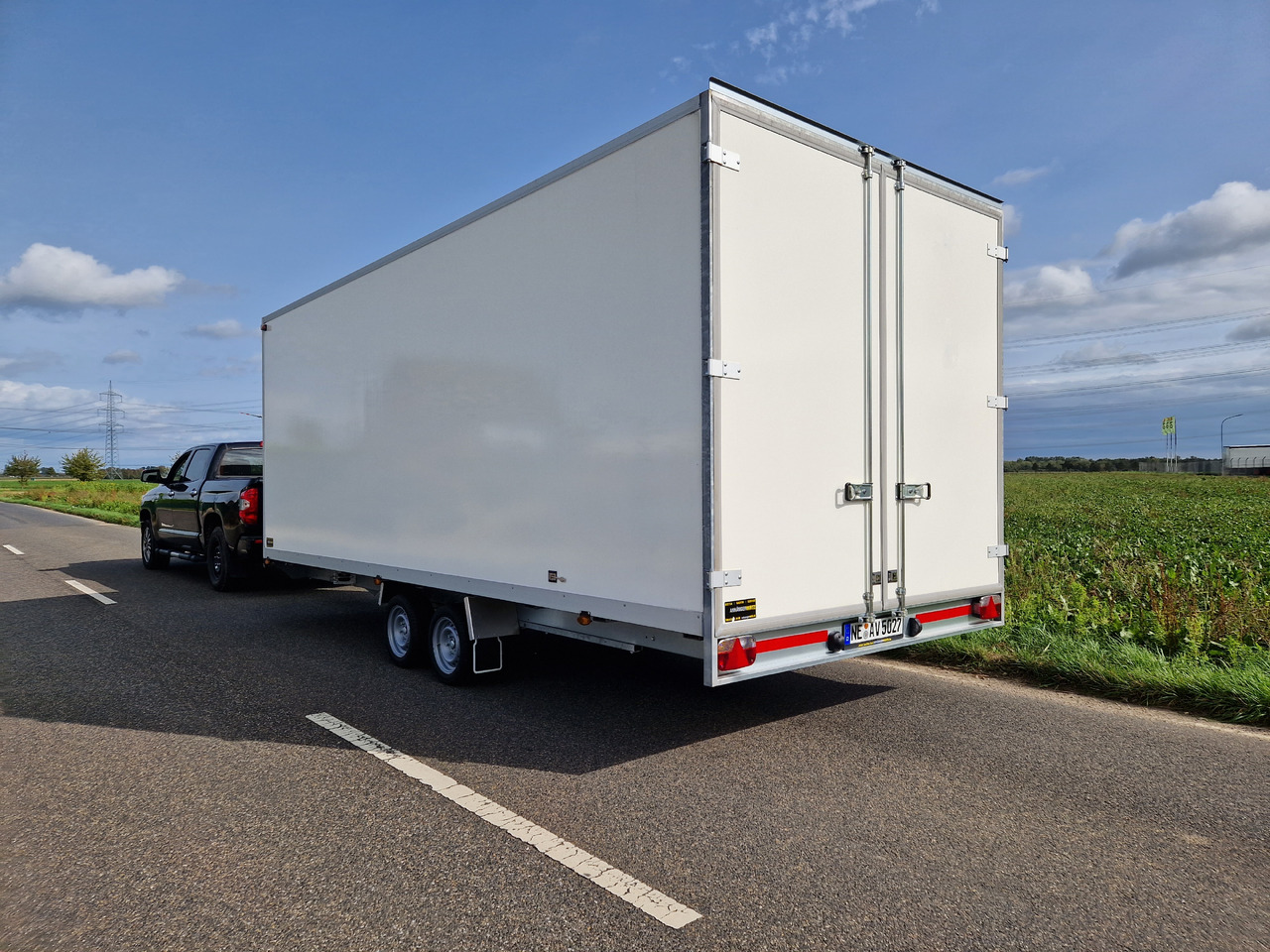 Kofferanhänger AZHLC 3560/244 S40 601x244x225cm Cargotüren (XXXL) 13" 3500kg - Umpikori perävaunu: kuva Kofferanhänger AZHLC 3560/244 S40 601x244x225cm Cargotüren (XXXL) 13" 3500kg - Umpikori perävaunu Kofferanhänger AZHLC 3560/244 S40 601x244x225cm Cargotüren (XXXL) 13" 3500kg - Umpikori perävaunu: kuva Kofferanhänger AZHLC 3560/244 S40 601x244x225cm Cargotüren (XXXL) 13" 3500kg - Umpikori perävaunu