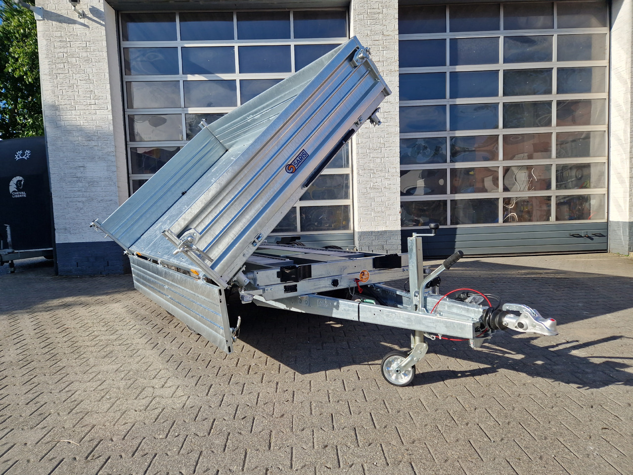 Saris Kipper 3 SKS 310 176 40cm Stahlwände HD elektro Notpumpe Alurampen Stützen 3500kg 100km/H - Kippiauto perävaunu: kuva Saris Kipper 3 SKS 310 176 40cm Stahlwände HD elektro Notpumpe Alurampen Stützen 3500kg 100km/H - Kippiauto perävaunu Saris Kipper 3 SKS 310 176 40cm Stahlwände HD elektro Notpumpe Alurampen Stützen 3500kg 100km/H - Kippiauto perävaunu: kuva Saris Kipper 3 SKS 310 176 40cm Stahlwände HD elektro Notpumpe Alurampen Stützen 3500kg 100km/H - Kippiauto perävaunu