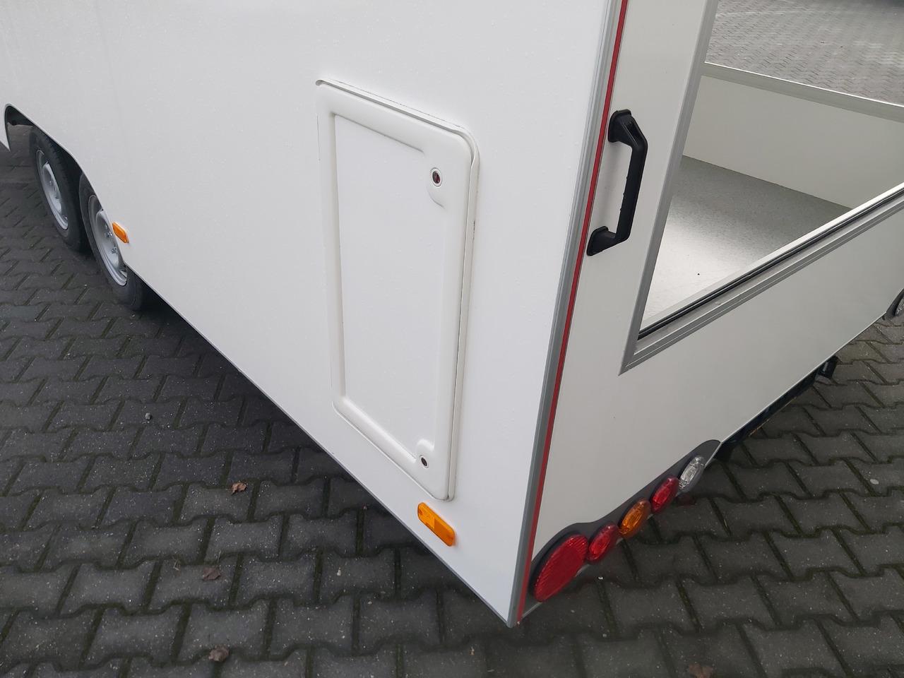 Leasing Verkaufsanhänger VK 523 230 aero retro 520x230x230cm 3 Verkaufsklappen 230V Licht 2700kg Abverkauf Verkaufsanhänger VK 523 230 aero retro 520x230x230cm 3 Verkaufsklappen 230V Licht 2700kg Abverkauf: kuva Leasing Verkaufsanhänger VK 523 230 aero retro 520x230x230cm 3 Verkaufsklappen 230V Licht 2700kg Abverkauf Verkaufsanhänger VK 523 230 aero retro 520x230x230cm 3 Verkaufsklappen 230V Licht 2700kg Abverkauf Leasing Verkaufsanhänger VK 523 230 aero retro 520x230x230cm 3 Verkaufsklappen 230V Licht 2700kg Abverkauf Verkaufsanhänger VK 523 230 aero retro 520x230x230cm 3 Verkaufsklappen 230V Licht 2700kg Abverkauf: kuva Leasing Verkaufsanhänger VK 523 230 aero retro 520x230x230cm 3 Verkaufsklappen 230V Licht 2700kg Abverkauf Verkaufsanhänger VK 523 230 aero retro 520x230x230cm 3 Verkaufsklappen 230V Licht 2700kg Abverkauf