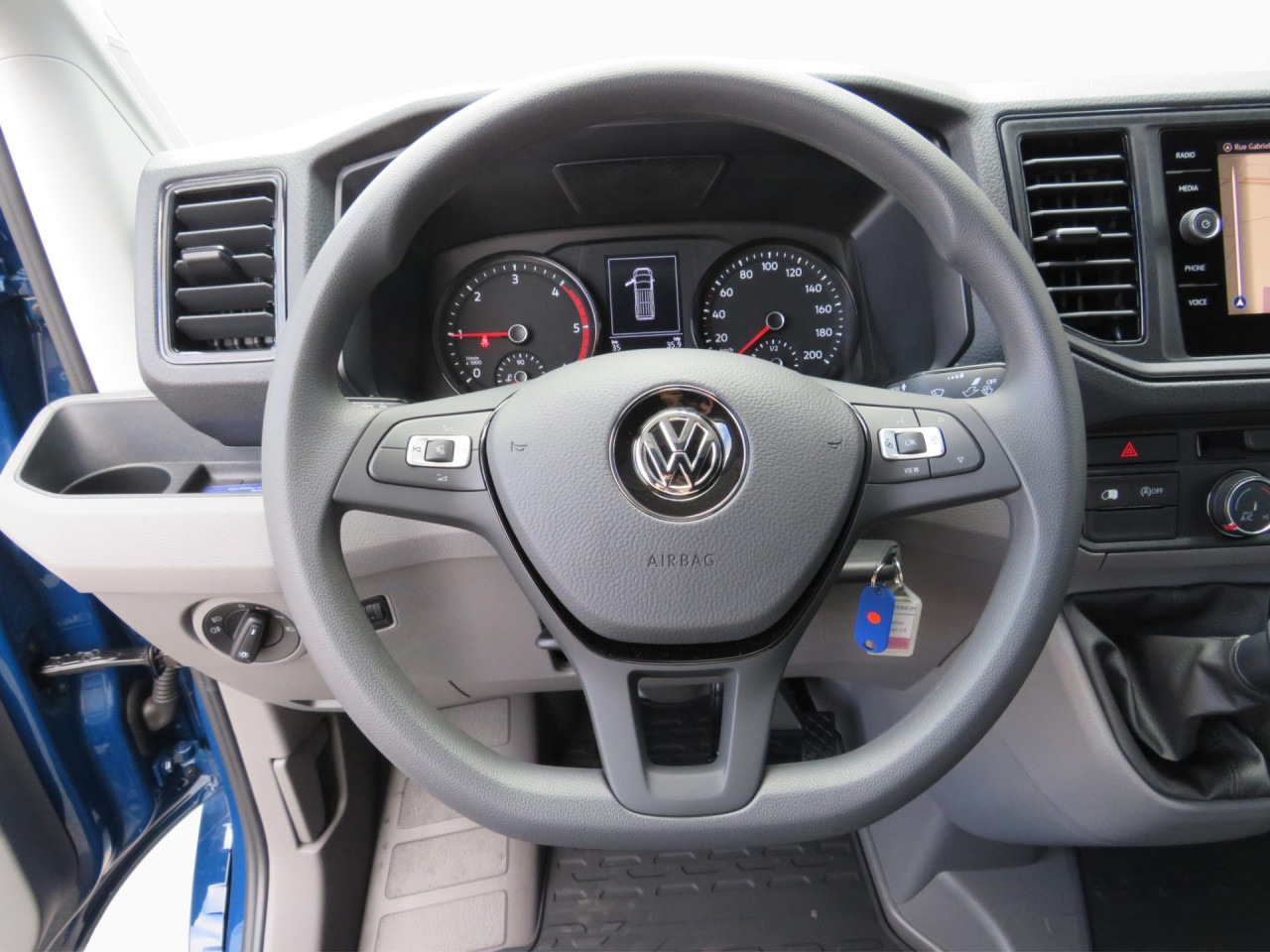 VOLKSWAGEN Crafter 35 L3H3 Kasten Klima Navi ZV - Pakettiauto: kuva VOLKSWAGEN Crafter 35 L3H3 Kasten Klima Navi ZV - Pakettiauto VOLKSWAGEN Crafter 35 L3H3 Kasten Klima Navi ZV - Pakettiauto: kuva VOLKSWAGEN Crafter 35 L3H3 Kasten Klima Navi ZV - Pakettiauto