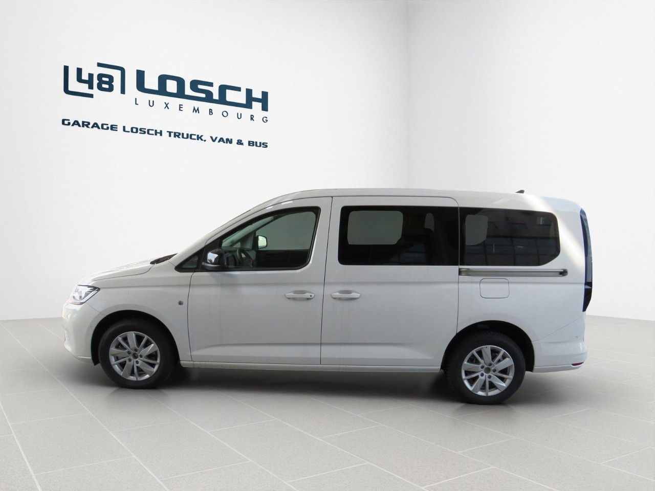 Volkswagen Caddy Maxi Kombi 2.0 TDI Rollstuhl Taxirampe - Henkilöauto: kuva Volkswagen Caddy Maxi Kombi 2.0 TDI Rollstuhl Taxirampe - Henkilöauto Volkswagen Caddy Maxi Kombi 2.0 TDI Rollstuhl Taxirampe - Henkilöauto: kuva Volkswagen Caddy Maxi Kombi 2.0 TDI Rollstuhl Taxirampe - Henkilöauto