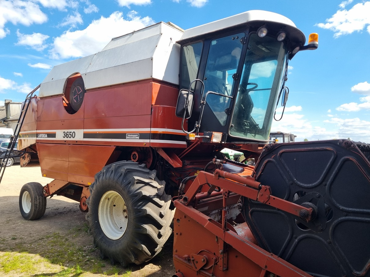 LAVERDA 3650 - Leikkuupuimuri: kuva LAVERDA 3650 - Leikkuupuimuri LAVERDA 3650 - Leikkuupuimuri: kuva LAVERDA 3650 - Leikkuupuimuri