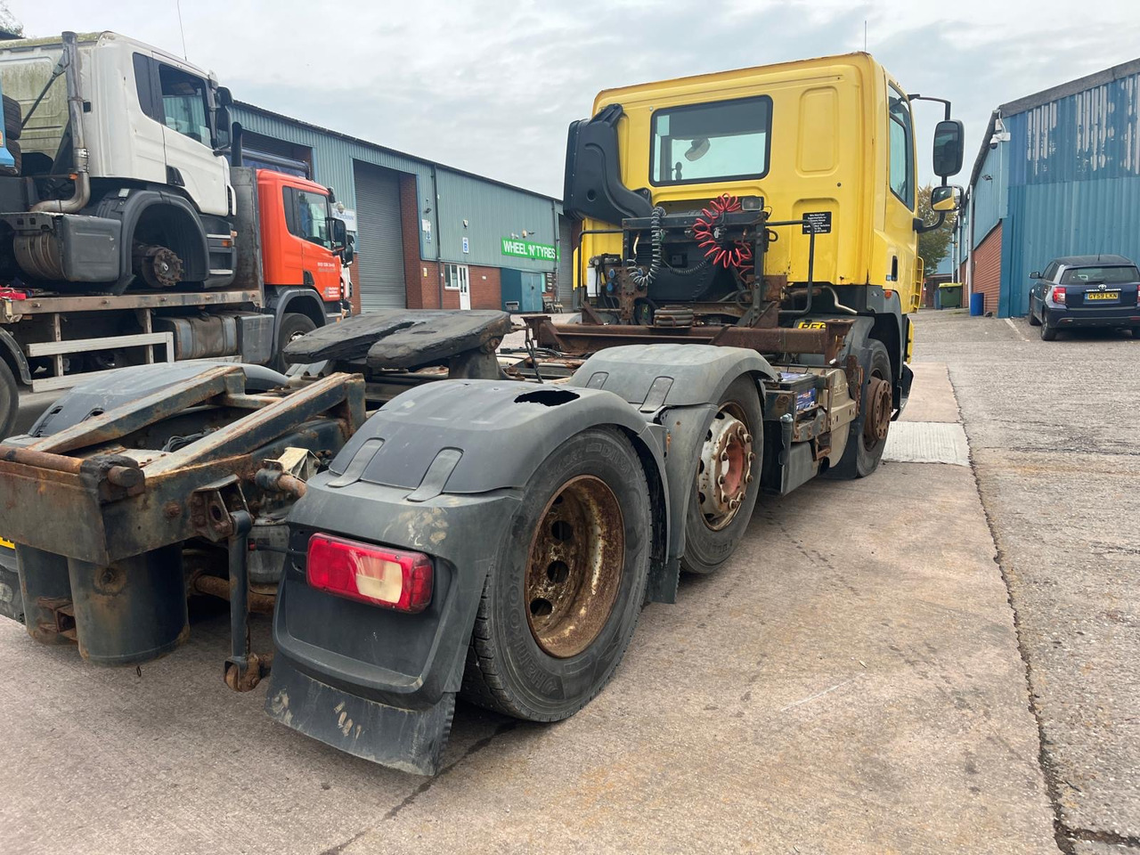 DAF 85 410 - Vetopöytäauto: kuva DAF 85 410 - Vetopöytäauto DAF 85 410 - Vetopöytäauto: kuva DAF 85 410 - Vetopöytäauto