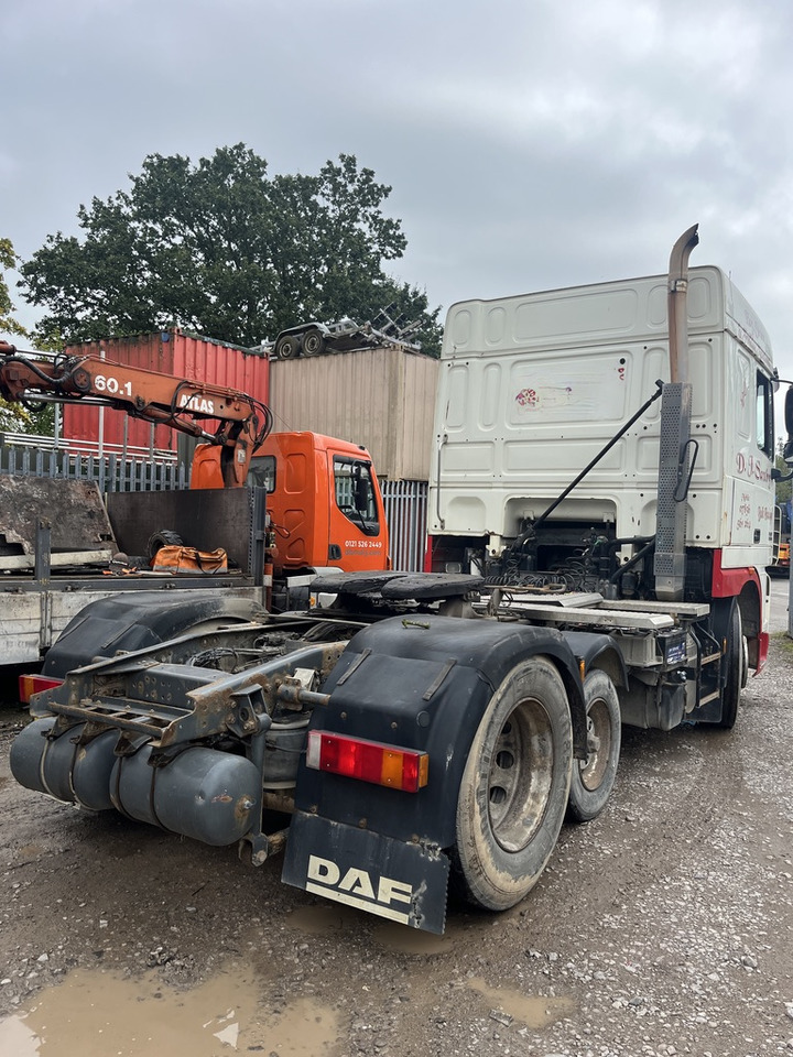 Daf 105XF 460 6x2 Tractor Unit - Vetopöytäauto: kuva Daf 105XF 460 6x2 Tractor Unit - Vetopöytäauto Daf 105XF 460 6x2 Tractor Unit - Vetopöytäauto: kuva Daf 105XF 460 6x2 Tractor Unit - Vetopöytäauto