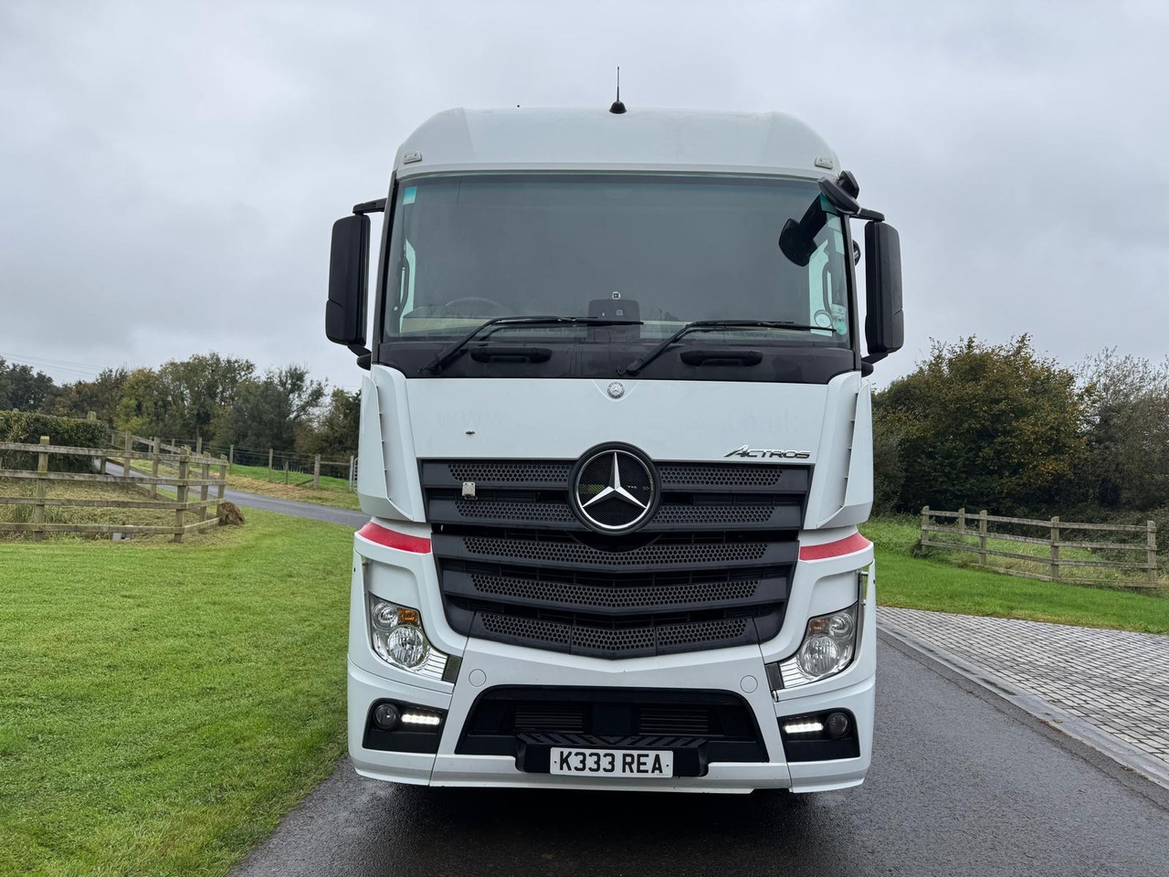 Mercedes Actros - Vetopöytäauto: kuva Mercedes Actros - Vetopöytäauto Mercedes Actros - Vetopöytäauto: kuva Mercedes Actros - Vetopöytäauto
