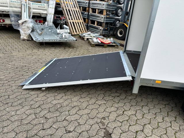 Brenderup Cargo Dynamic CD300TBR2000 Rampe, Kofferanhänger 2,0 to. 300x153x185cm - Umpikori perävaunu: kuva Brenderup Cargo Dynamic CD300TBR2000 Rampe, Kofferanhänger 2,0 to. 300x153x185cm - Umpikori perävaunu Brenderup Cargo Dynamic CD300TBR2000 Rampe, Kofferanhänger 2,0 to. 300x153x185cm - Umpikori perävaunu: kuva Brenderup Cargo Dynamic CD300TBR2000 Rampe, Kofferanhänger 2,0 to. 300x153x185cm - Umpikori perävaunu