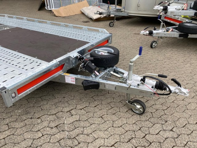 Brian James T Transporter, 231-6023-35-3-12, 6000 x 2380 mm, 3,5 to. kippbar mit Auffahrrampe - Kuljetin perävaunu: kuva Brian James T Transporter, 231-6023-35-3-12, 6000 x 2380 mm, 3,5 to. kippbar mit Auffahrrampe - Kuljetin perävaunu Brian James T Transporter, 231-6023-35-3-12, 6000 x 2380 mm, 3,5 to. kippbar mit Auffahrrampe - Kuljetin perävaunu: kuva Brian James T Transporter, 231-6023-35-3-12, 6000 x 2380 mm, 3,5 to. kippbar mit Auffahrrampe - Kuljetin perävaunu