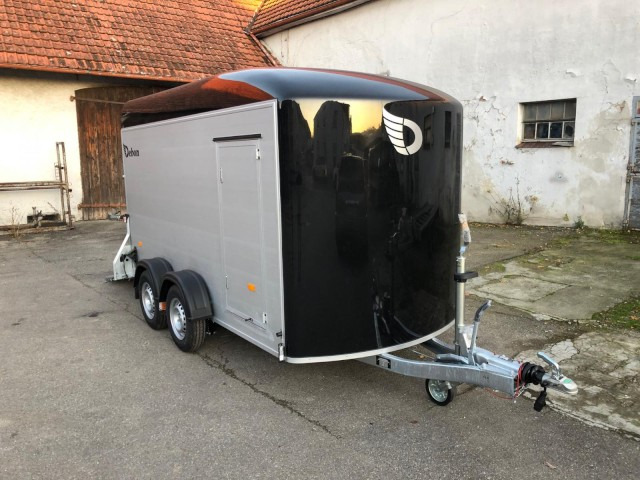 Cheval Liberte Debon Roadster 500 XL Alu + Türe 2600 kg, 100 km/h, 379x169x202cm - Umpikori perävaunu: kuva Cheval Liberte Debon Roadster 500 XL Alu + Türe 2600 kg, 100 km/h, 379x169x202cm - Umpikori perävaunu Cheval Liberte Debon Roadster 500 XL Alu + Türe 2600 kg, 100 km/h, 379x169x202cm - Umpikori perävaunu: kuva Cheval Liberte Debon Roadster 500 XL Alu + Türe 2600 kg, 100 km/h, 379x169x202cm - Umpikori perävaunu