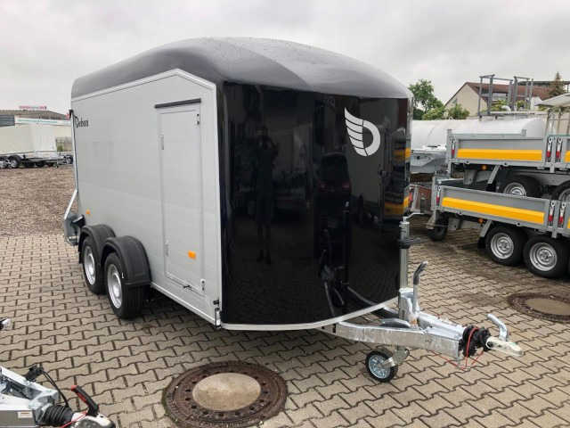 Cheval Liberte Debon Roadster 700 Alu + Türe 2600 kg, 100 km/h, 375x180x202cm - Umpikori perävaunu: kuva Cheval Liberte Debon Roadster 700 Alu + Türe 2600 kg, 100 km/h, 375x180x202cm - Umpikori perävaunu Cheval Liberte Debon Roadster 700 Alu + Türe 2600 kg, 100 km/h, 375x180x202cm - Umpikori perävaunu: kuva Cheval Liberte Debon Roadster 700 Alu + Türe 2600 kg, 100 km/h, 375x180x202cm - Umpikori perävaunu