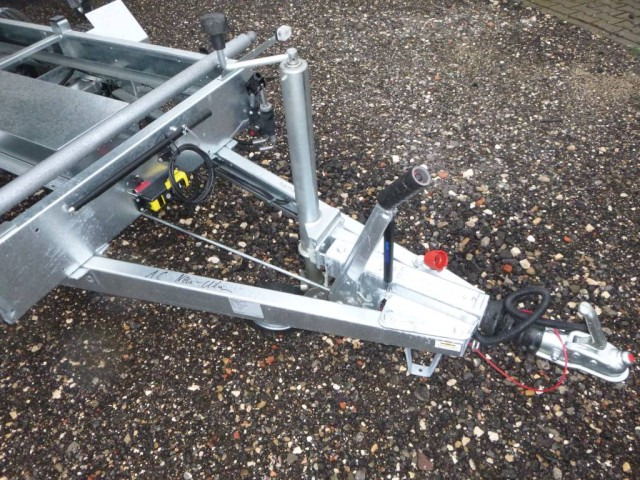 Humbaur 3-Seitenkipper HTK 3000.31 Alu, mit Laubgitteraufsatz, 3140 x 1750 x 350 mm, 3,0 to. - Kippiauto perävaunu: kuva Humbaur 3-Seitenkipper HTK 3000.31 Alu, mit Laubgitteraufsatz, 3140 x 1750 x 350 mm, 3,0 to. - Kippiauto perävaunu Humbaur 3-Seitenkipper HTK 3000.31 Alu, mit Laubgitteraufsatz, 3140 x 1750 x 350 mm, 3,0 to. - Kippiauto perävaunu: kuva Humbaur 3-Seitenkipper HTK 3000.31 Alu, mit Laubgitteraufsatz, 3140 x 1750 x 350 mm, 3,0 to. - Kippiauto perävaunu