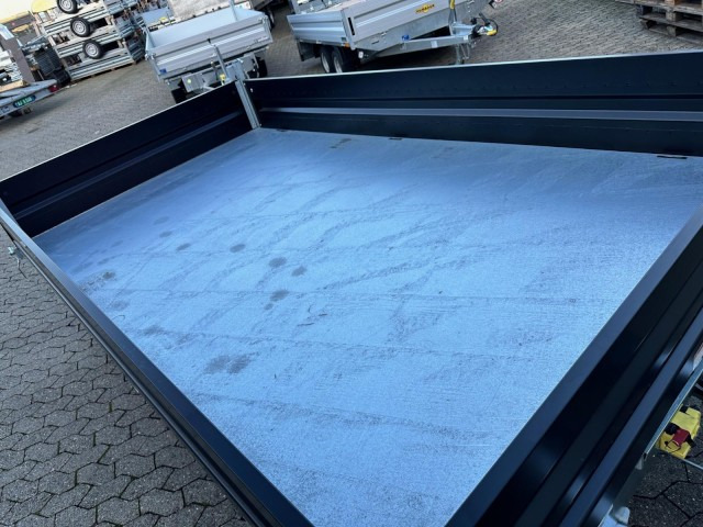 Humbaur 3-Seitenkipper HTK 3500.31 Alu black edition , 3140 x 1750 x 350 mm, 3,5 to. - Kippiauto perävaunu: kuva Humbaur 3-Seitenkipper HTK 3500.31 Alu black edition , 3140 x 1750 x 350 mm, 3,5 to. - Kippiauto perävaunu Humbaur 3-Seitenkipper HTK 3500.31 Alu black edition , 3140 x 1750 x 350 mm, 3,5 to. - Kippiauto perävaunu: kuva Humbaur 3-Seitenkipper HTK 3500.31 Alu black edition , 3140 x 1750 x 350 mm, 3,5 to. - Kippiauto perävaunu