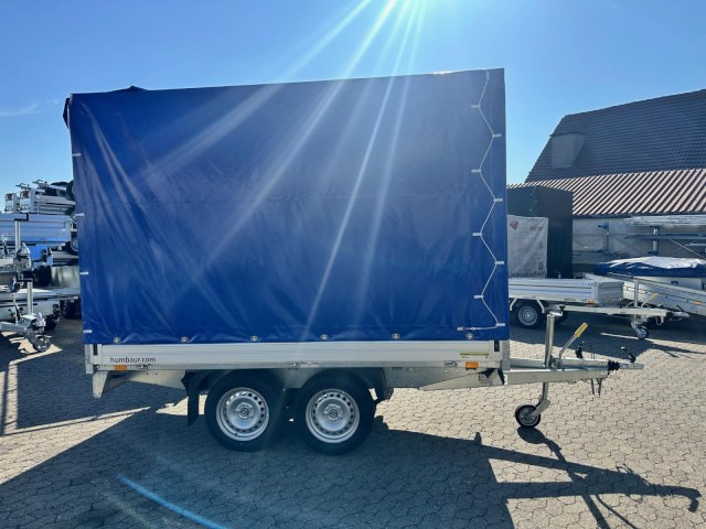 Humbaur HT 253118 Hochlader 2,5 to. mit Hochplane 200 cm - Peräkärry: kuva Humbaur HT 253118 Hochlader 2,5 to. mit Hochplane 200 cm - Peräkärry Humbaur HT 253118 Hochlader 2,5 to. mit Hochplane 200 cm - Peräkärry: kuva Humbaur HT 253118 Hochlader 2,5 to. mit Hochplane 200 cm - Peräkärry