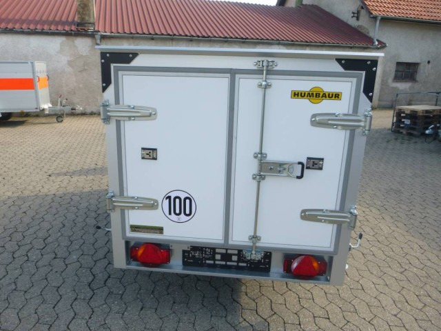 Humbaur Koffer HK 132513-10P, 100 km/h 1,3 t. 2510 x 1310 x 1000 mm - Umpikori perävaunu: kuva Humbaur Koffer HK 132513-10P, 100 km/h 1,3 t. 2510 x 1310 x 1000 mm - Umpikori perävaunu Humbaur Koffer HK 132513-10P, 100 km/h 1,3 t. 2510 x 1310 x 1000 mm - Umpikori perävaunu: kuva Humbaur Koffer HK 132513-10P, 100 km/h 1,3 t. 2510 x 1310 x 1000 mm - Umpikori perävaunu