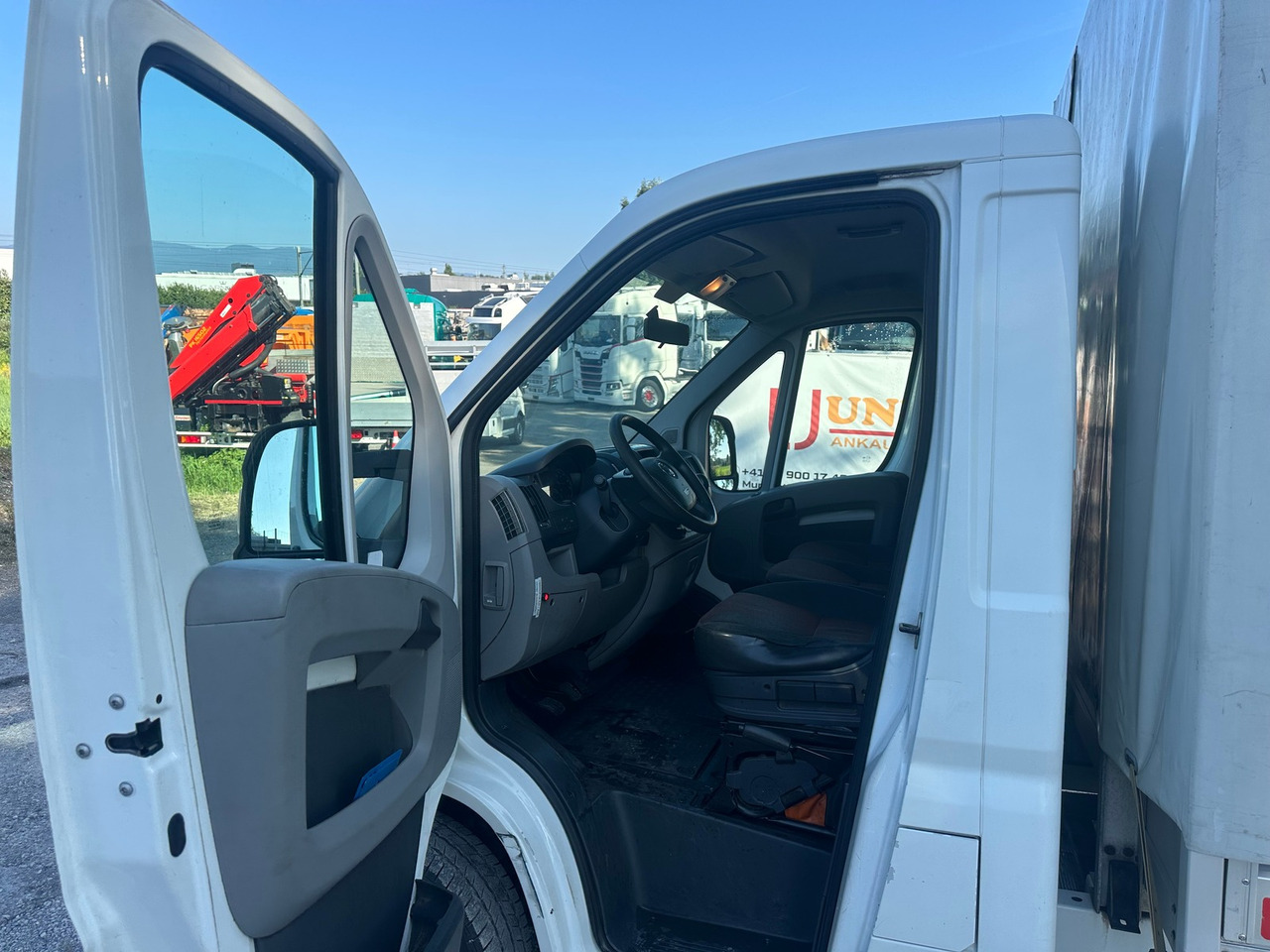 FIAT Ducato 17q 2.3 JTD Hebebühne - Pressukapelli tavara-auto: kuva FIAT Ducato 17q 2.3 JTD Hebebühne - Pressukapelli tavara-auto FIAT Ducato 17q 2.3 JTD Hebebühne - Pressukapelli tavara-auto: kuva FIAT Ducato 17q 2.3 JTD Hebebühne - Pressukapelli tavara-auto