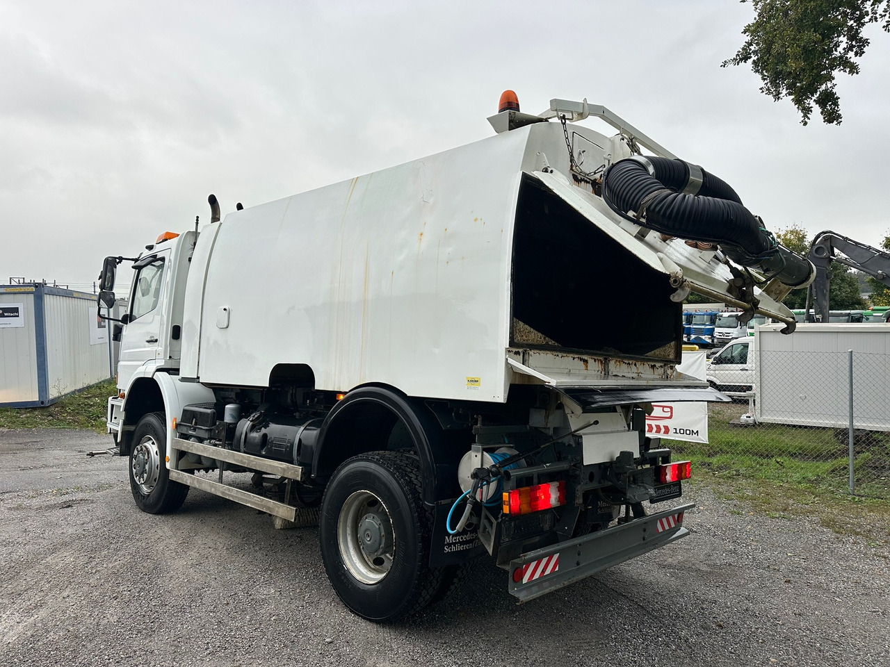 MERCEDES-BENZ Atego 1823 4x4 Faun 7m3 - Lakaisuauto: kuva MERCEDES-BENZ Atego 1823 4x4 Faun 7m3 - Lakaisuauto MERCEDES-BENZ Atego 1823 4x4 Faun 7m3 - Lakaisuauto: kuva MERCEDES-BENZ Atego 1823 4x4 Faun 7m3 - Lakaisuauto