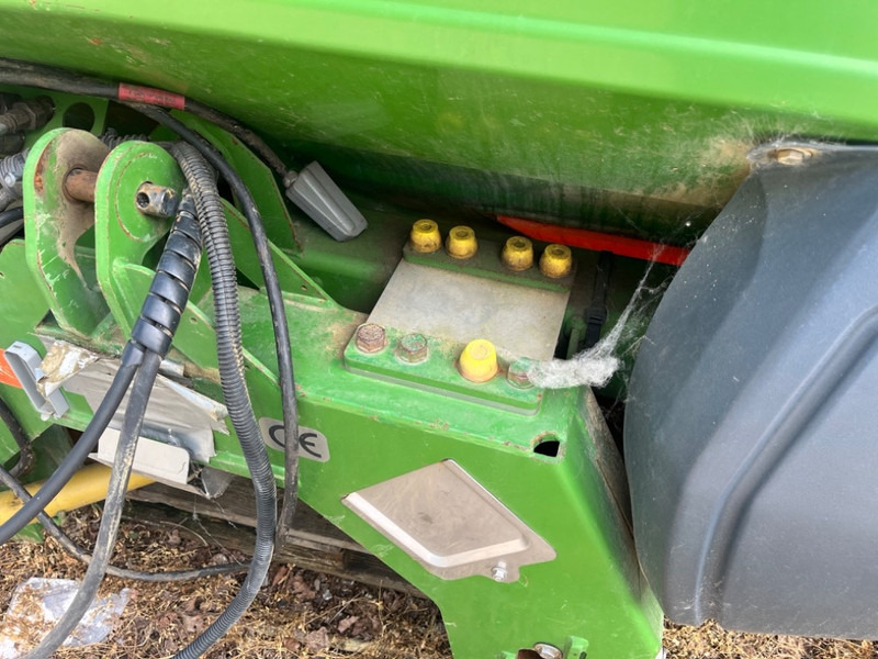 Amazone ZA-M 1500 Profis - Lannoitteenlevitin: kuva Amazone ZA-M 1500 Profis - Lannoitteenlevitin Amazone ZA-M 1500 Profis - Lannoitteenlevitin: kuva Amazone ZA-M 1500 Profis - Lannoitteenlevitin