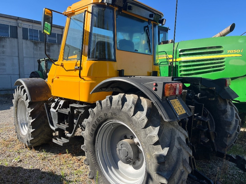 JCB Fastrac 155-65 - Traktori: kuva JCB Fastrac 155-65 - Traktori JCB Fastrac 155-65 - Traktori: kuva JCB Fastrac 155-65 - Traktori
