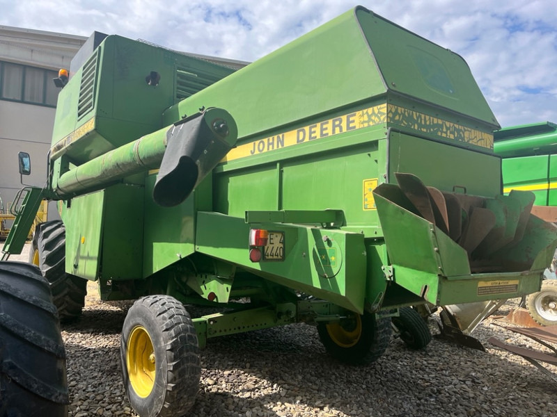 John Deere 1177 - Leikkuupuimuri: kuva John Deere 1177 - Leikkuupuimuri John Deere 1177 - Leikkuupuimuri: kuva John Deere 1177 - Leikkuupuimuri