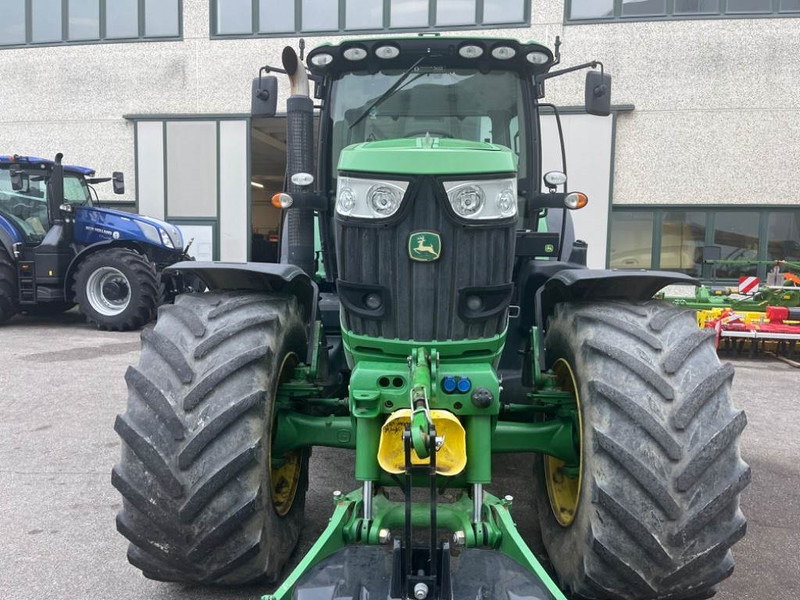 John Deere 6210 R AutoPower - Traktori: kuva John Deere 6210 R AutoPower - Traktori John Deere 6210 R AutoPower - Traktori: kuva John Deere 6210 R AutoPower - Traktori