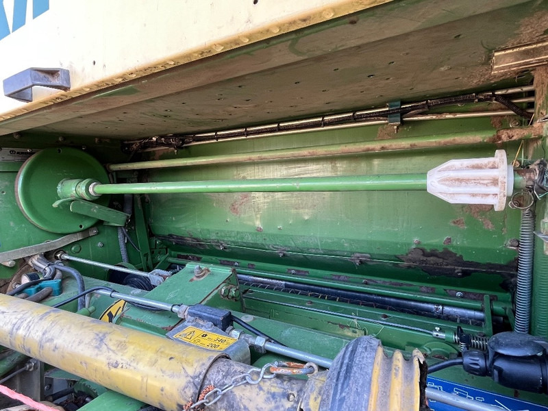 Krone Vario Pack 1800 - Pyöröpaalain: kuva Krone Vario Pack 1800 - Pyöröpaalain Krone Vario Pack 1800 - Pyöröpaalain: kuva Krone Vario Pack 1800 - Pyöröpaalain