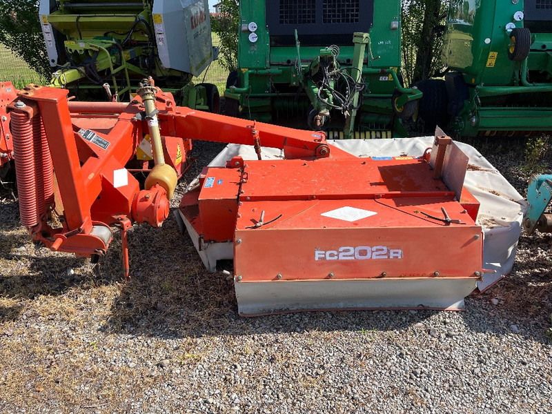 Kuhn FC 202 R - Niittokone: kuva Kuhn FC 202 R - Niittokone Kuhn FC 202 R - Niittokone: kuva Kuhn FC 202 R - Niittokone