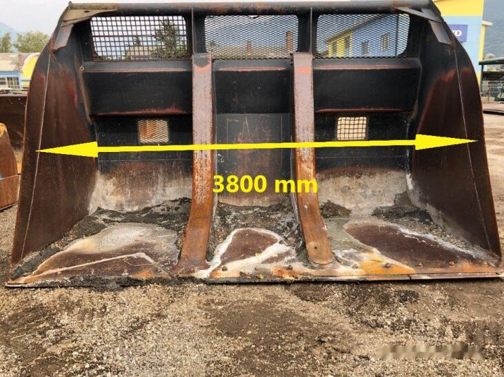 3800 mm Volvo - Kuormaajan kauha: kuva 3800 mm Volvo - Kuormaajan kauha 3800 mm Volvo - Kuormaajan kauha: kuva 3800 mm Volvo - Kuormaajan kauha