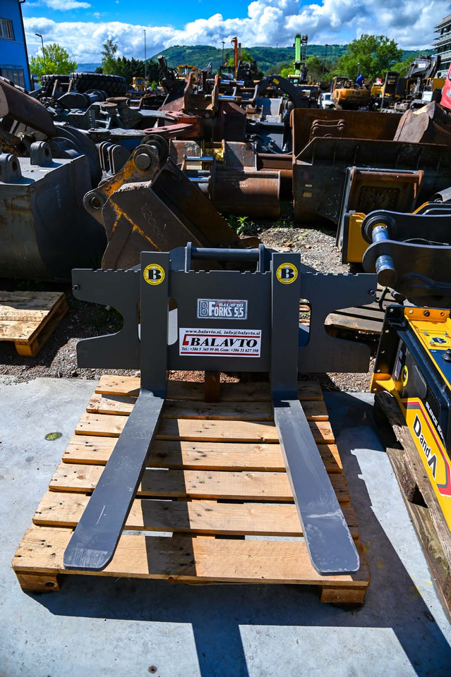 Balavto B-FORKS 5,5 S6 for excavators - Haarukka - Kaivuri: kuva Balavto B-FORKS 5,5 S6 for excavators - Haarukka - Kaivuri Balavto B-FORKS 5,5 S6 for excavators - Haarukka - Kaivuri: kuva Balavto B-FORKS 5,5 S6 for excavators - Haarukka - Kaivuri