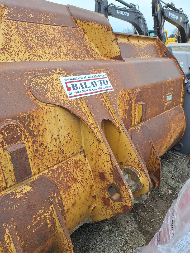 Caterpillar Loader bucket 3300 mm - Kuormaajan kauha: kuva Caterpillar Loader bucket 3300 mm - Kuormaajan kauha Caterpillar Loader bucket 3300 mm - Kuormaajan kauha: kuva Caterpillar Loader bucket 3300 mm - Kuormaajan kauha