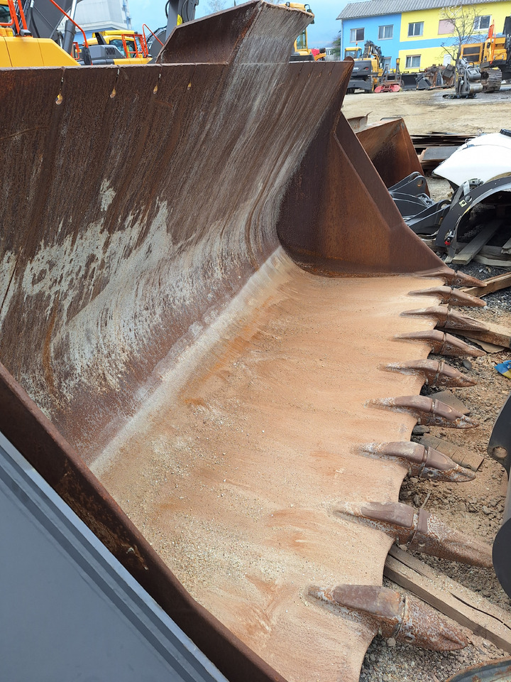 Caterpillar Loader bucket 3300 mm - Kuormaajan kauha: kuva Caterpillar Loader bucket 3300 mm - Kuormaajan kauha Caterpillar Loader bucket 3300 mm - Kuormaajan kauha: kuva Caterpillar Loader bucket 3300 mm - Kuormaajan kauha