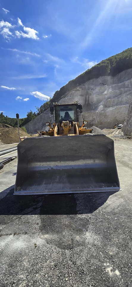 HYUNDAI HL970 - Pyöräkuormaaja: kuva HYUNDAI HL970 - Pyöräkuormaaja HYUNDAI HL970 - Pyöräkuormaaja: kuva HYUNDAI HL970 - Pyöräkuormaaja