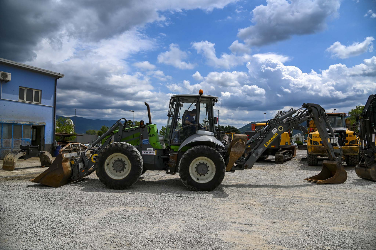 Lännen 8600E - Kaivuri-trukki: kuva Lännen 8600E - Kaivuri-trukki Lännen 8600E - Kaivuri-trukki: kuva Lännen 8600E - Kaivuri-trukki