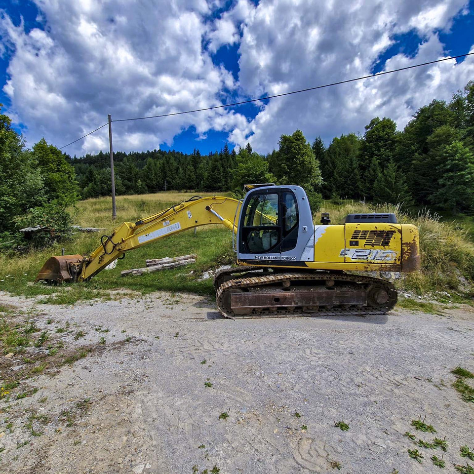 New Holland Kobelco E215 - Telakaivukone: kuva New Holland Kobelco E215 - Telakaivukone New Holland Kobelco E215 - Telakaivukone: kuva New Holland Kobelco E215 - Telakaivukone