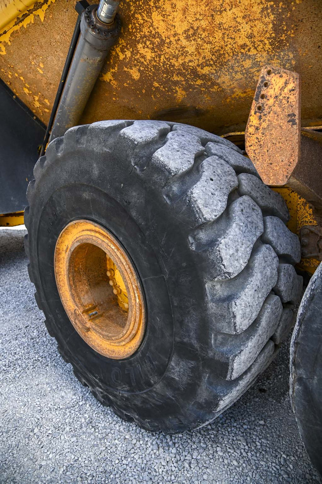 Nivelkippiauto VOLVO A40F: kuva Nivelkippiauto VOLVO A40F Nivelkippiauto VOLVO A40F: kuva Nivelkippiauto VOLVO A40F