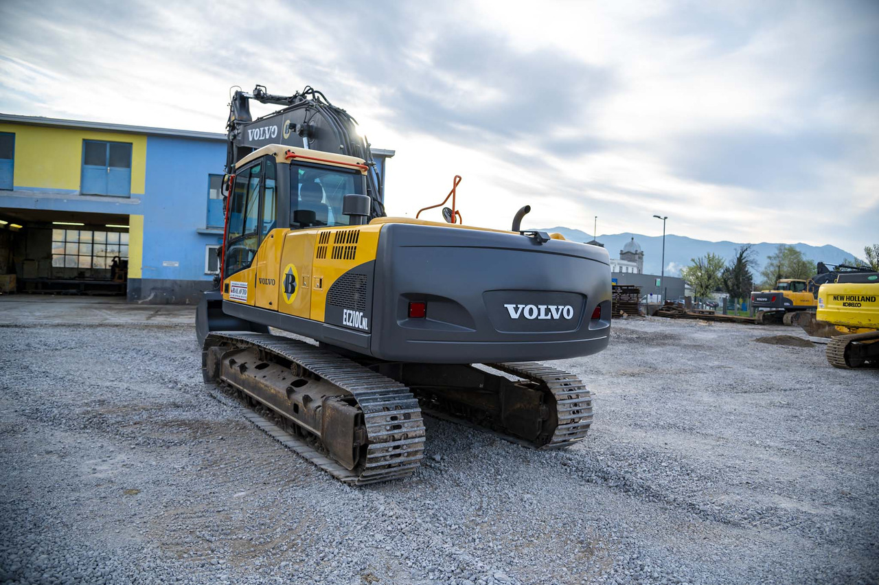 VOLVO EC210CNL - Telakaivukone: kuva VOLVO EC210CNL - Telakaivukone VOLVO EC210CNL - Telakaivukone: kuva VOLVO EC210CNL - Telakaivukone