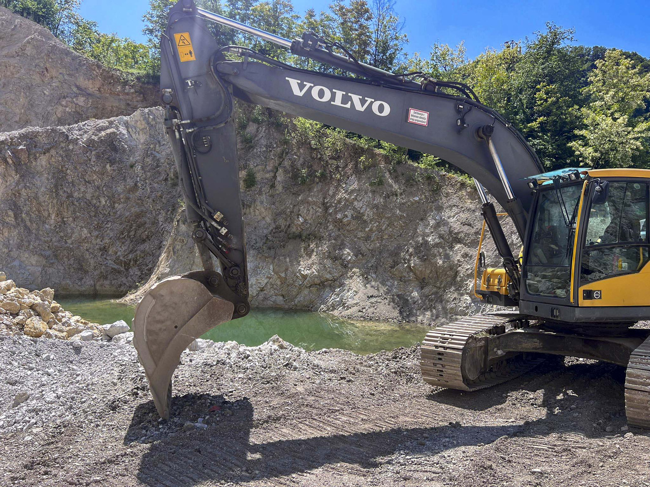 VOLVO EC220D - Telakaivukone: kuva VOLVO EC220D - Telakaivukone VOLVO EC220D - Telakaivukone: kuva VOLVO EC220D - Telakaivukone