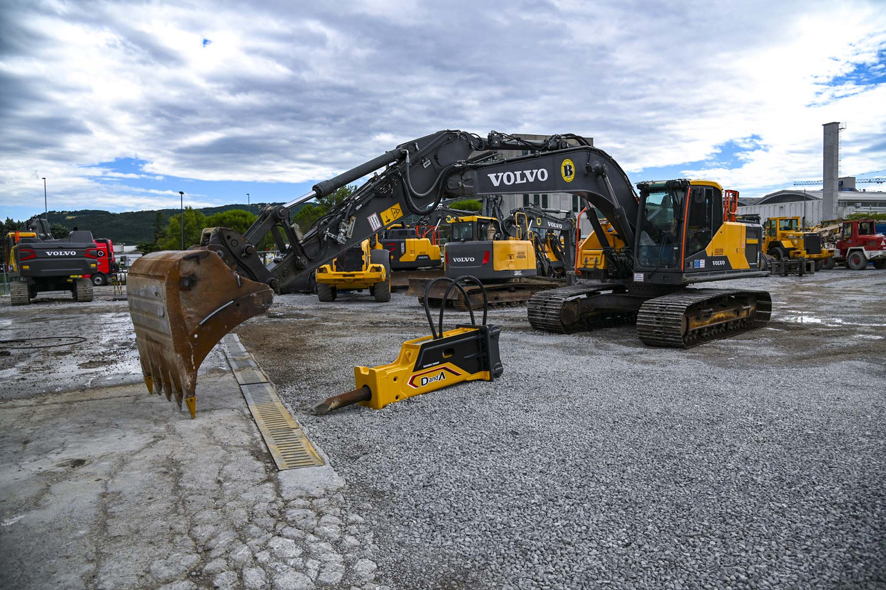 VOLVO EC220EL - Telakaivukone: kuva VOLVO EC220EL - Telakaivukone VOLVO EC220EL - Telakaivukone: kuva VOLVO EC220EL - Telakaivukone