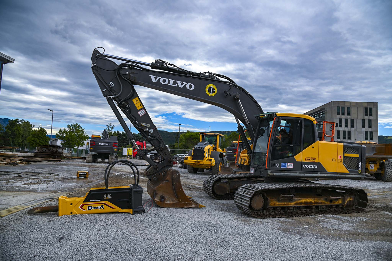 VOLVO EC220EL - Telakaivukone: kuva VOLVO EC220EL - Telakaivukone VOLVO EC220EL - Telakaivukone: kuva VOLVO EC220EL - Telakaivukone