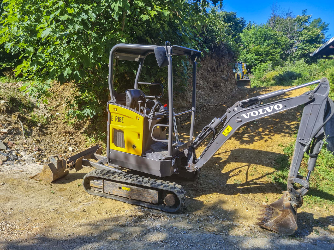 VOLVO ECR18E - Minikuormaaja: kuva VOLVO ECR18E - Minikuormaaja VOLVO ECR18E - Minikuormaaja: kuva VOLVO ECR18E - Minikuormaaja