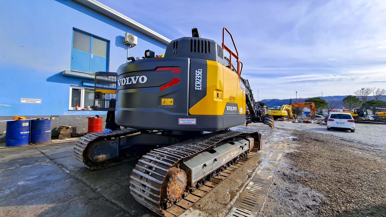 VOLVO ECR235EL - Telakaivukone: kuva VOLVO ECR235EL - Telakaivukone VOLVO ECR235EL - Telakaivukone: kuva VOLVO ECR235EL - Telakaivukone