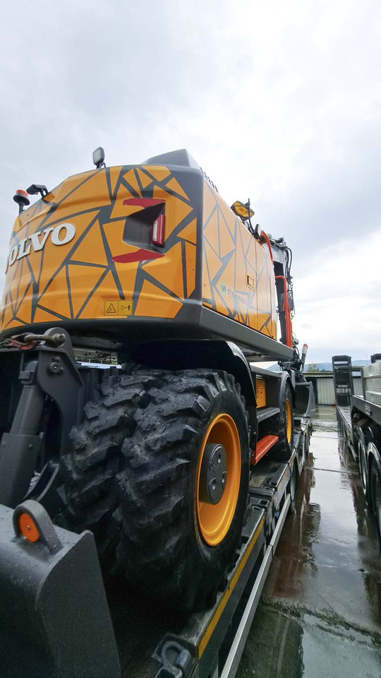 VOLVO EWR150E - Pyöräalustainen kaivinkone: kuva VOLVO EWR150E - Pyöräalustainen kaivinkone VOLVO EWR150E - Pyöräalustainen kaivinkone: kuva VOLVO EWR150E - Pyöräalustainen kaivinkone