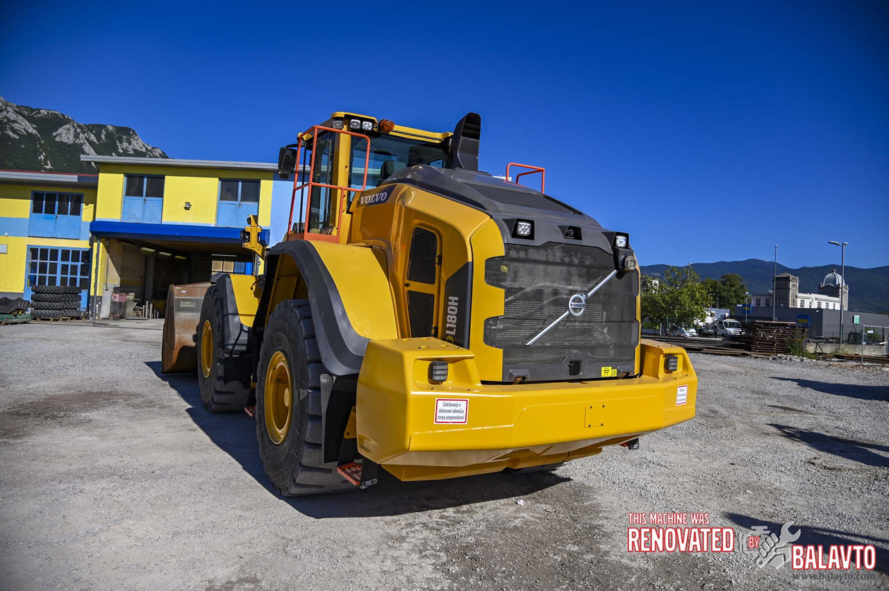 VOLVO L180H - Pyöräkuormaaja: kuva VOLVO L180H - Pyöräkuormaaja VOLVO L180H - Pyöräkuormaaja: kuva VOLVO L180H - Pyöräkuormaaja